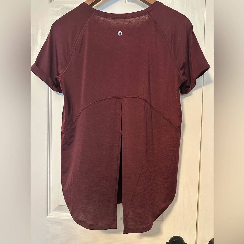 Lululemon Open Up Tie Back Tee Garnet Size 8 - Picture 2 of 7